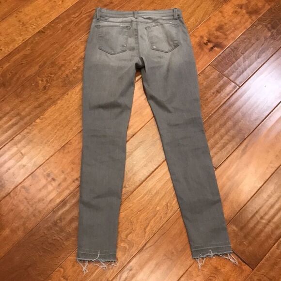 J Brand Super Skinny ”Cliché” Light Gray Denim Jeans - Picture 6 of 16